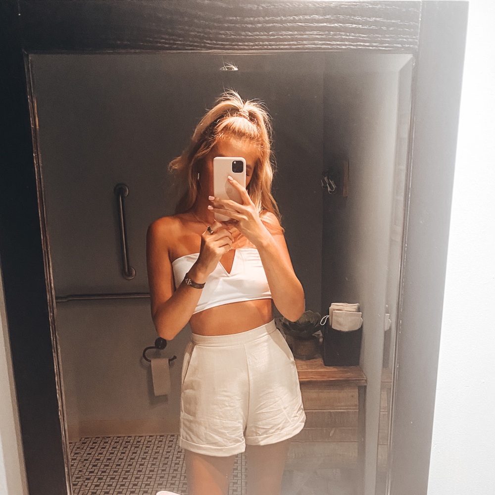 Princess Polly High Waisted Beige Shorts Size 4